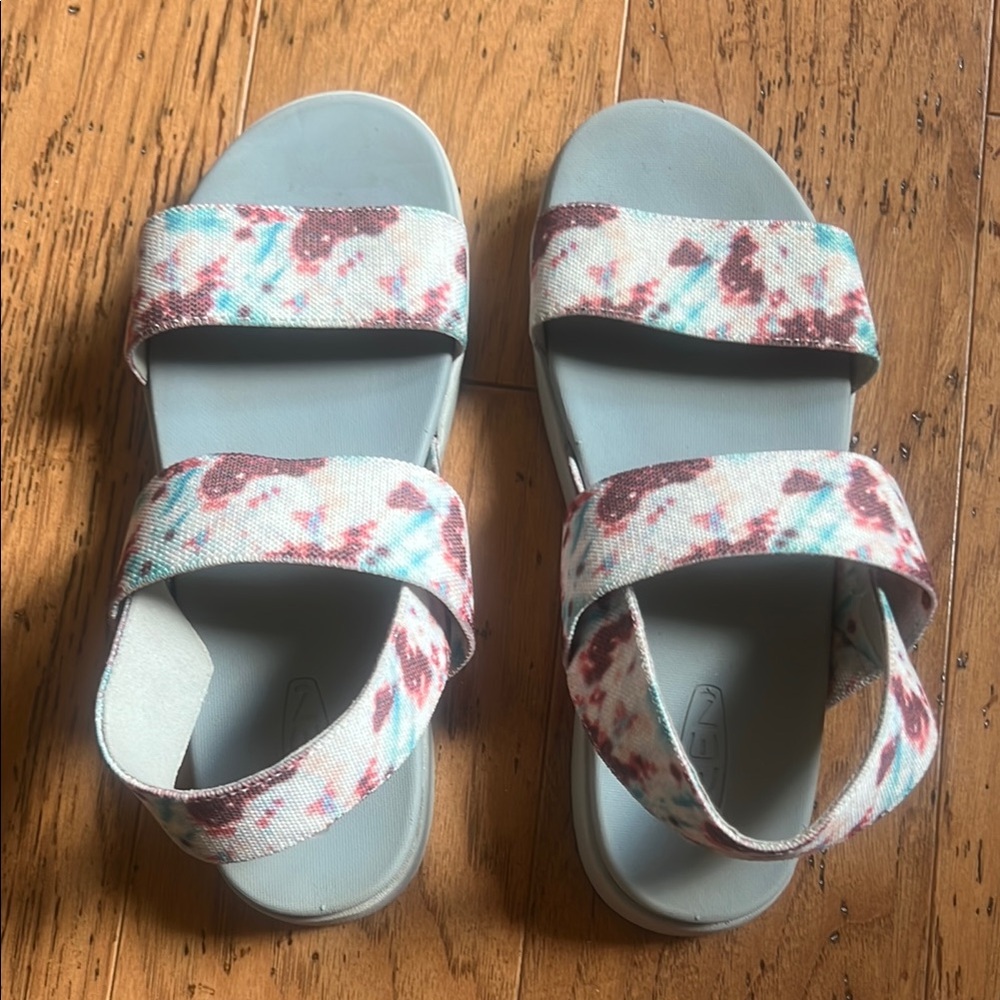 Floral Women’s Sandals